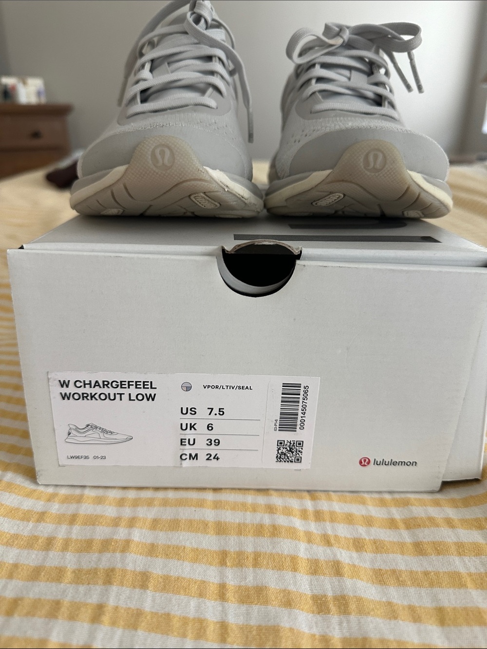 lululemon athletica Women’s Chargefeel workout Gray Performance Running Sneakers - Picture 2 of 5